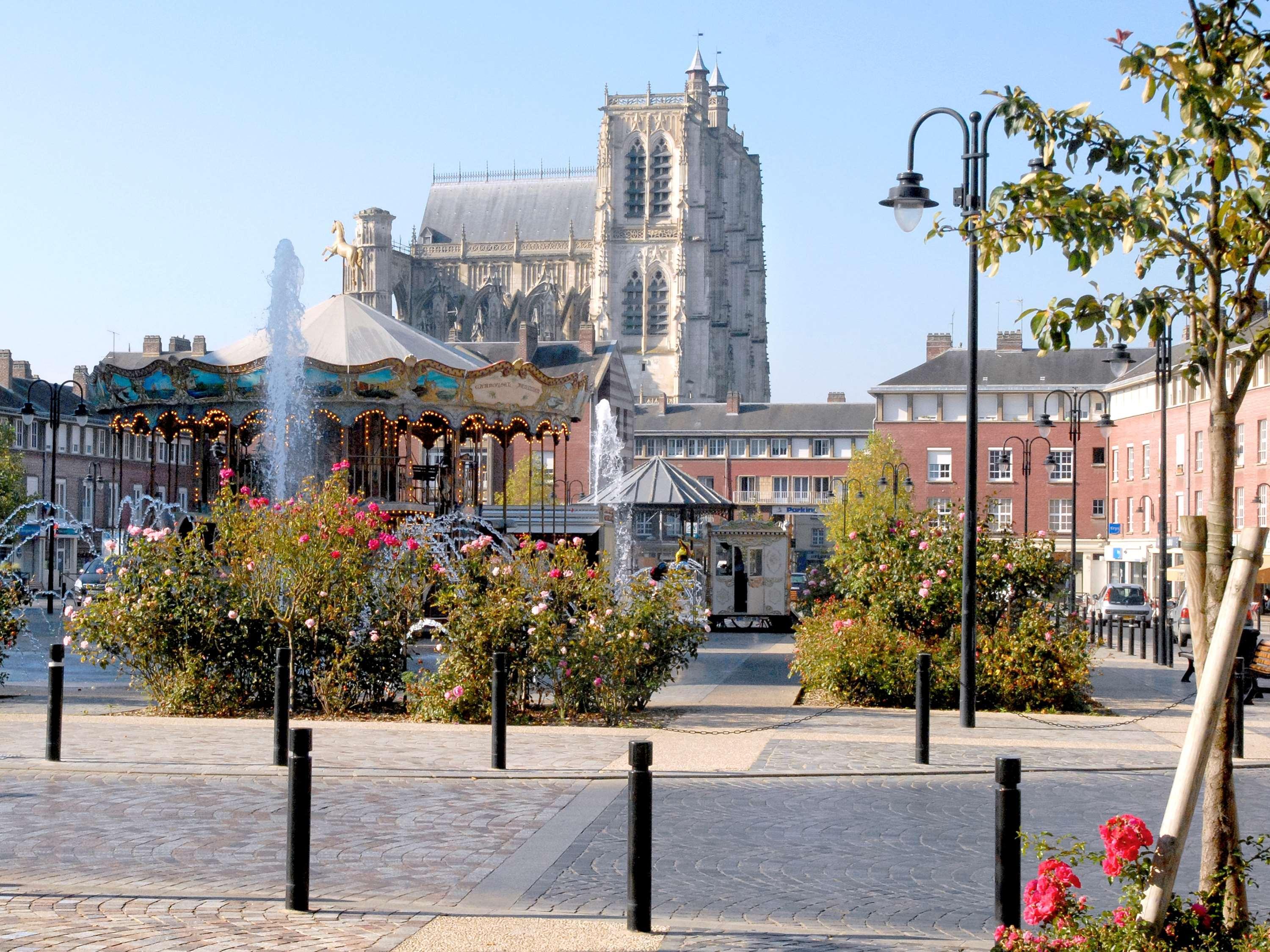 Mercure Abbeville Centre - Porte De La Baie De Somme Экстерьер фото